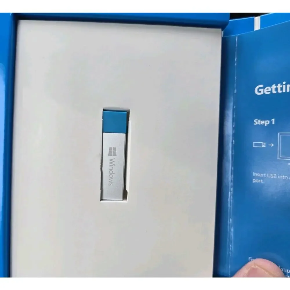 Microsoft Windows 10 Home Ships Fast!